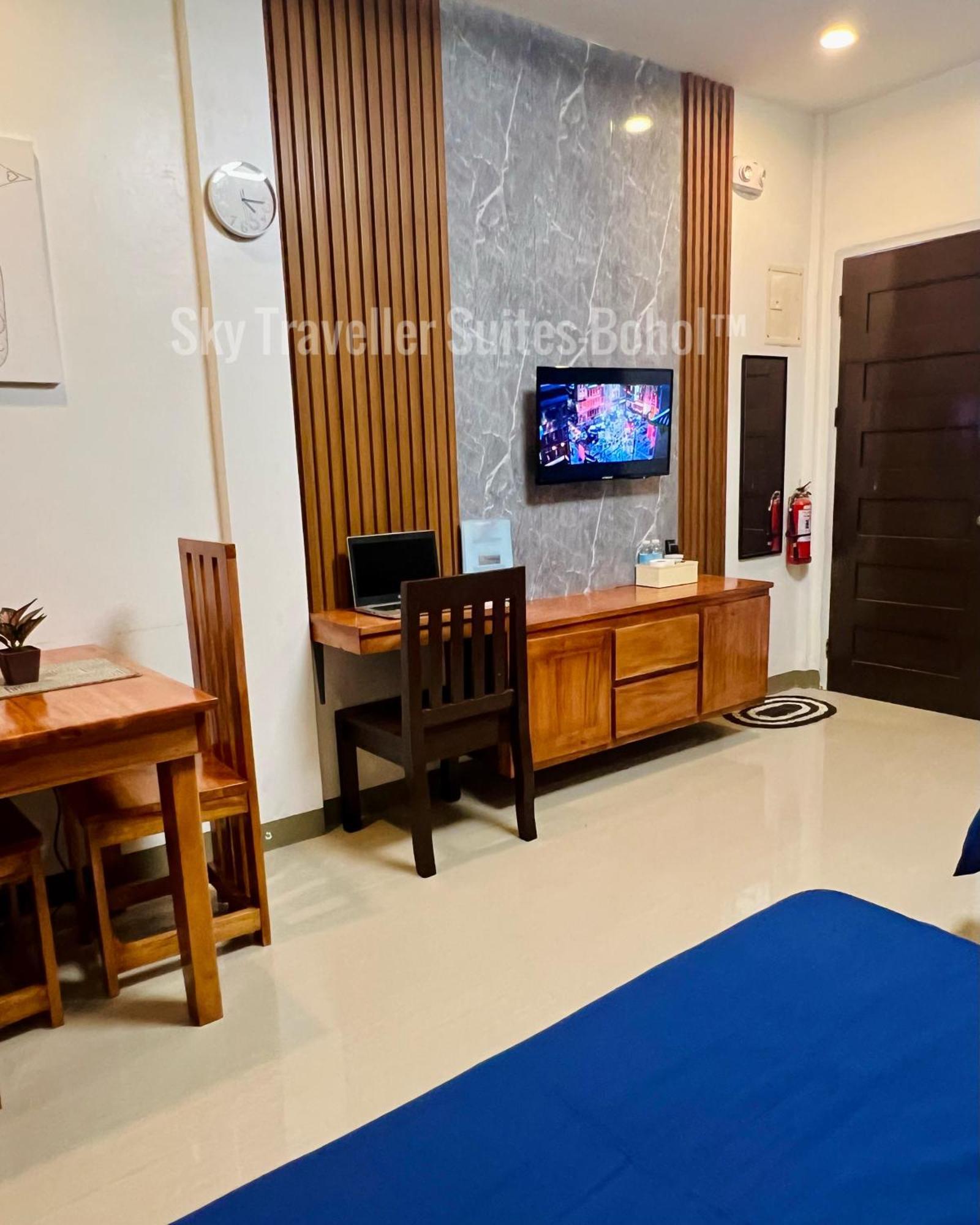 Sky Traveller Suites Panglao Exterior photo