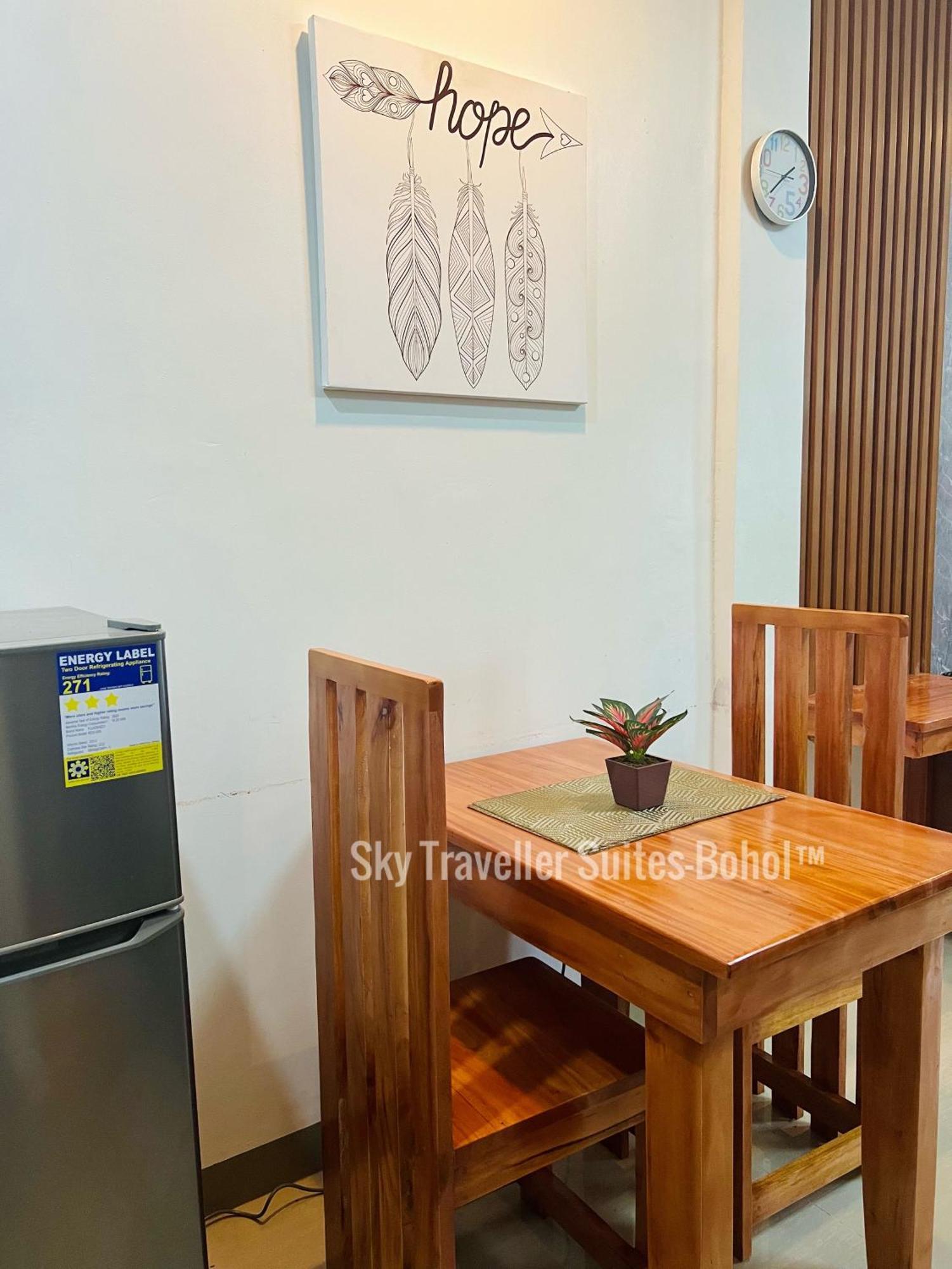 Sky Traveller Suites Panglao Exterior photo