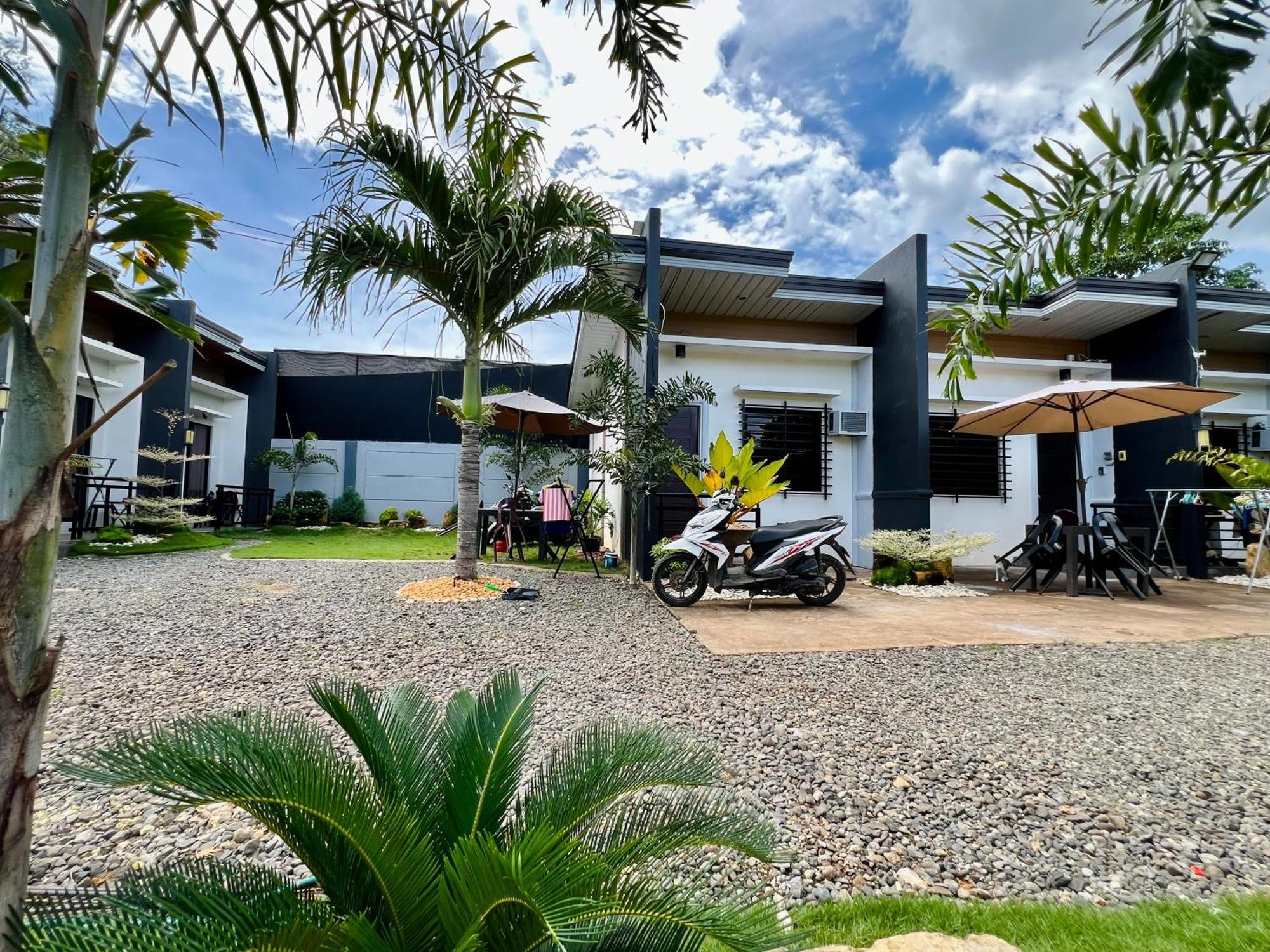 Sky Traveller Suites Panglao Exterior photo